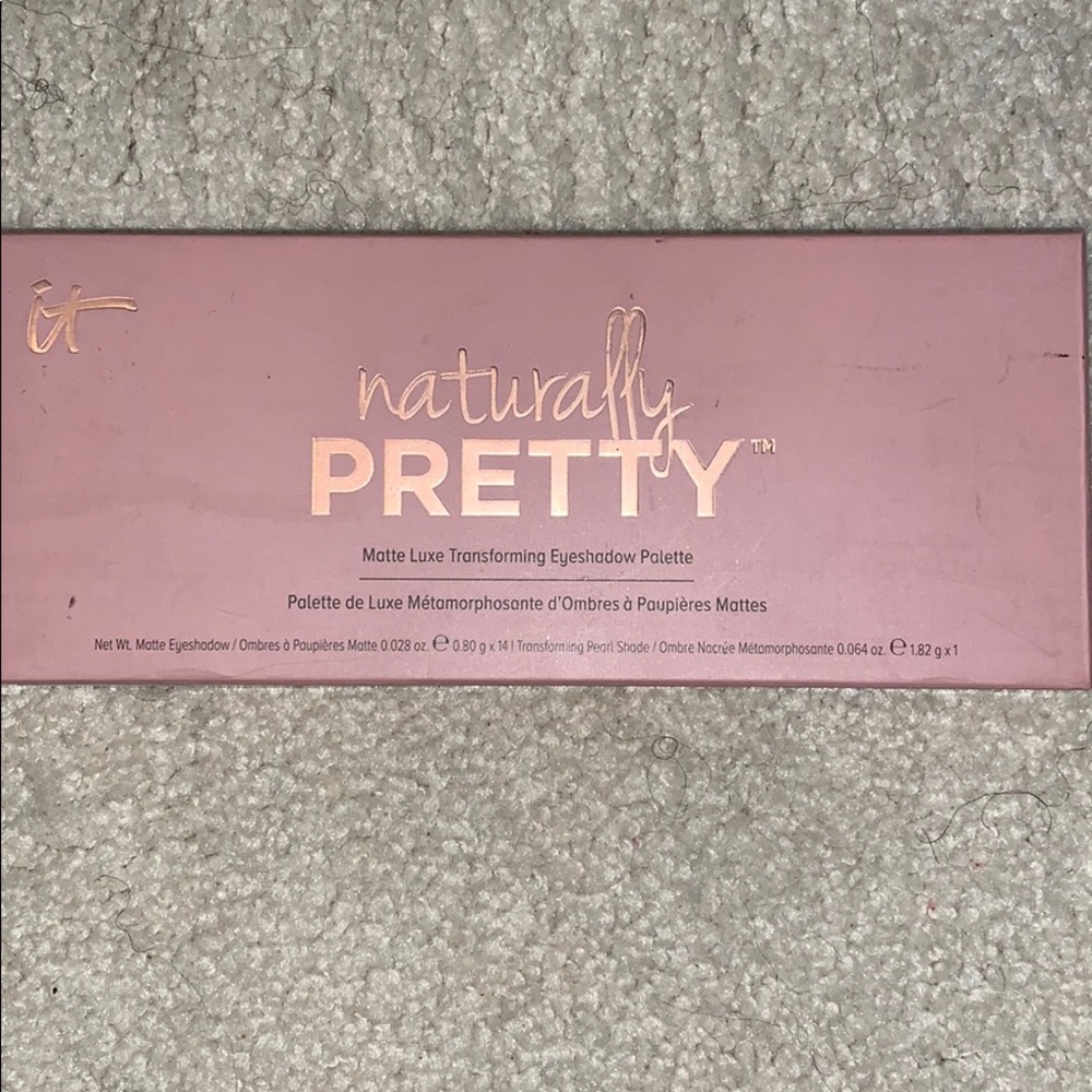 This is the It Cosmetics naturally pretty palette